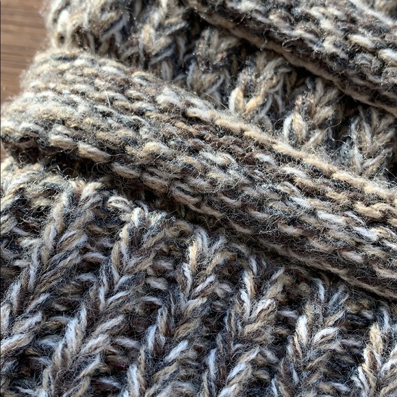 C.C Beanie - Picture 3 of 3